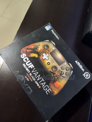 PC and PS4 Controller