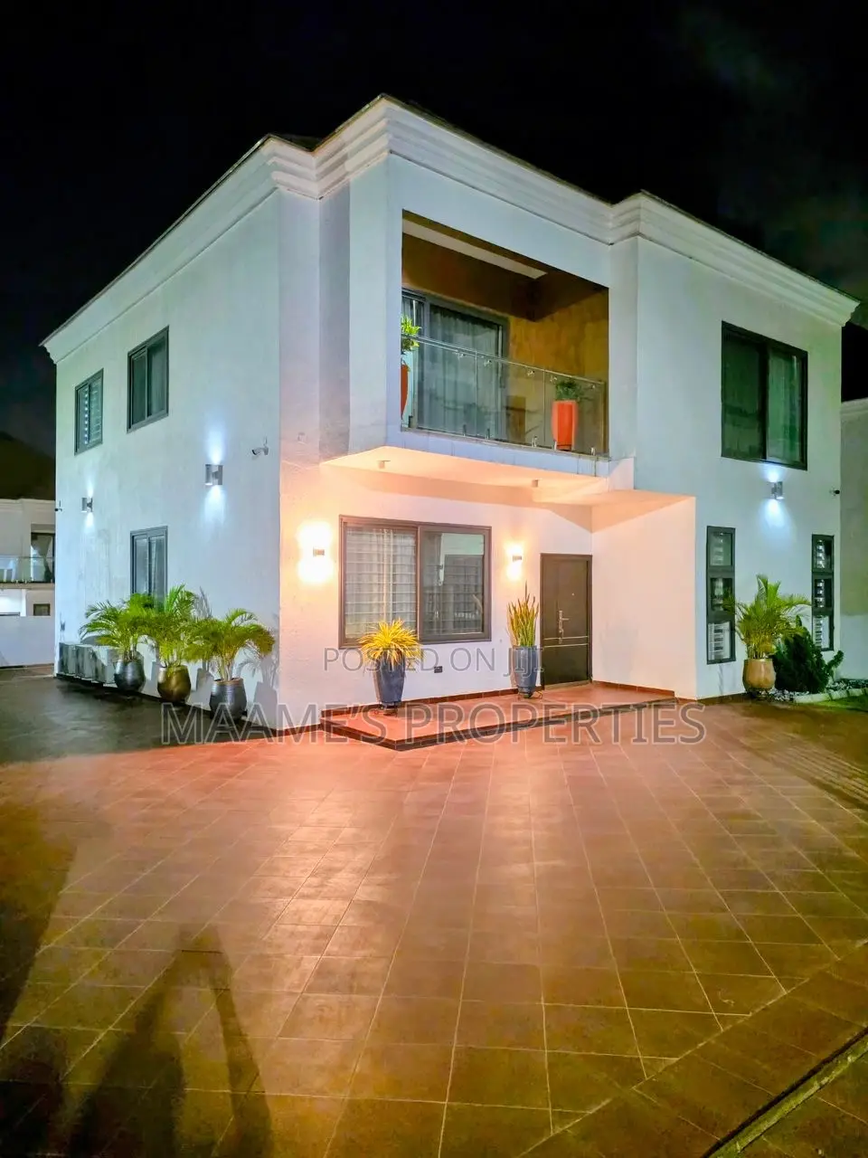 Furnished 5bdrm Duplex in Adenta for rent