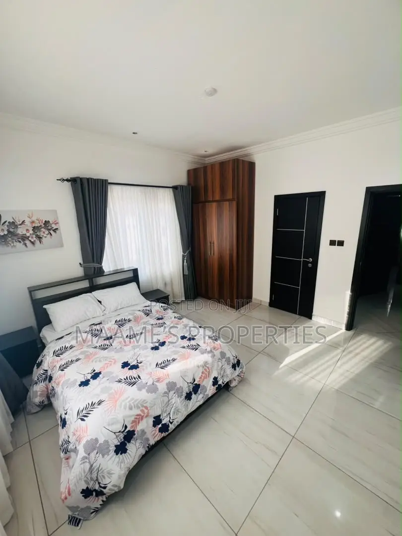 Furnished 5bdrm Duplex in Adenta for rent
