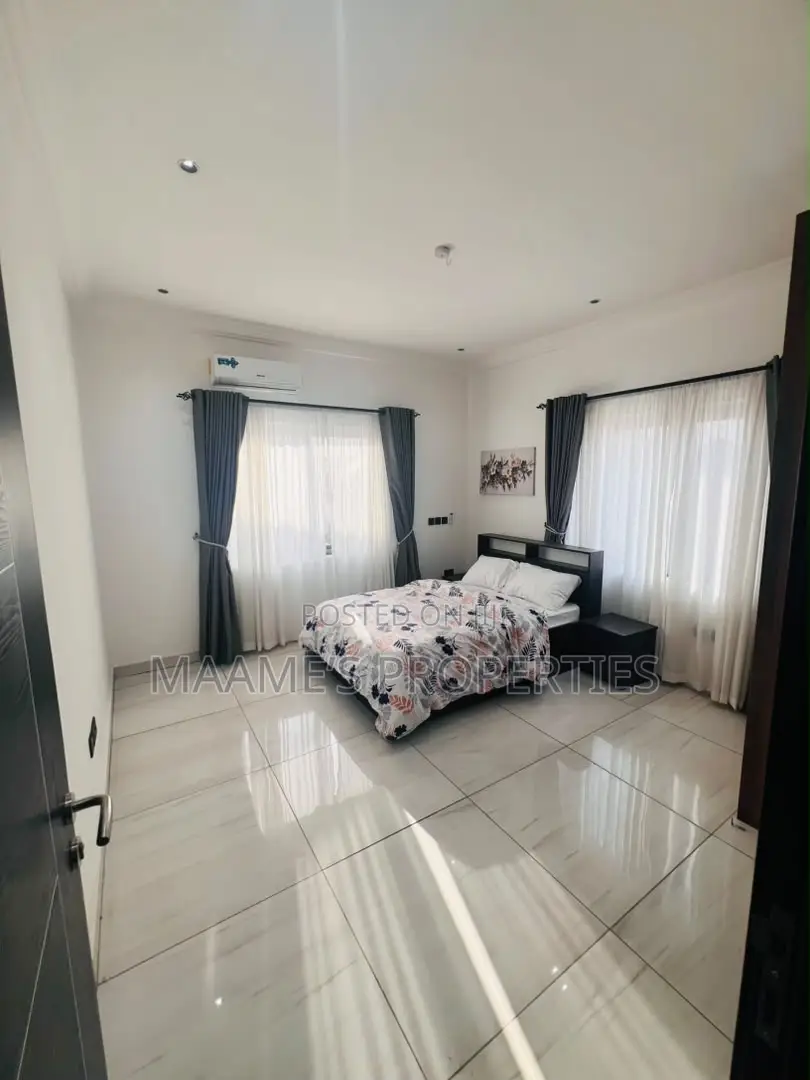 Furnished 5bdrm Duplex in Adenta for rent