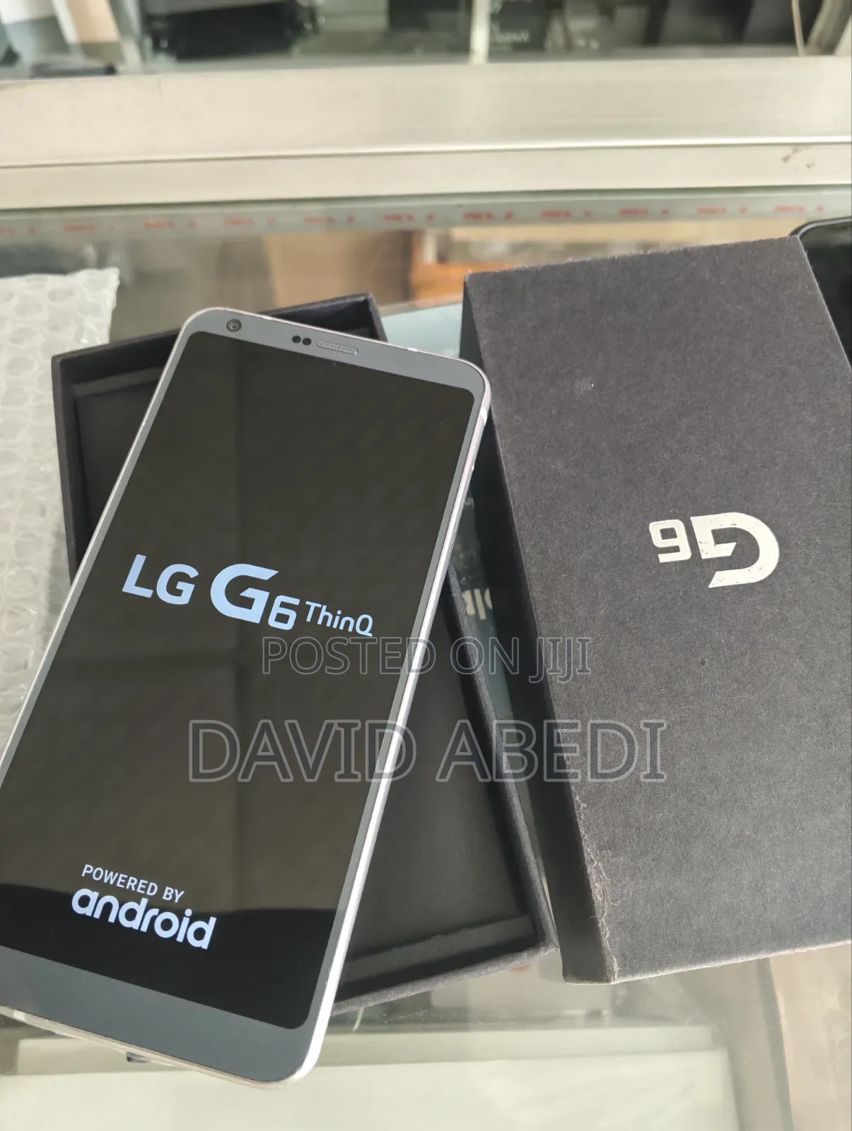 New LG G6 64 GB Black