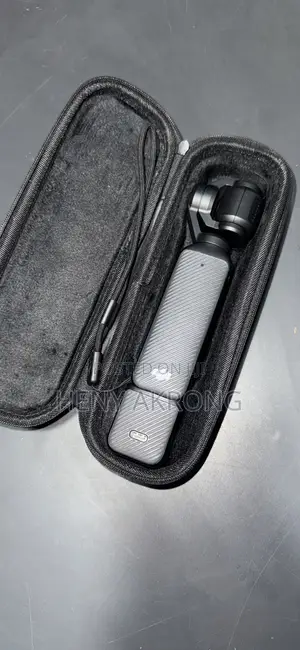 DJI Osmo Pocket 3 (With Case)
