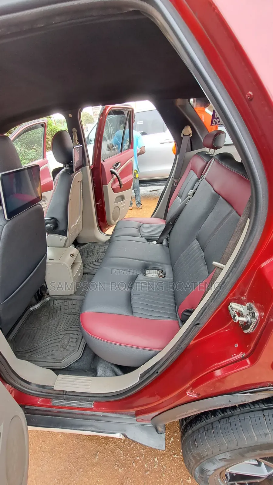 Saturn Vue 2006 Red
