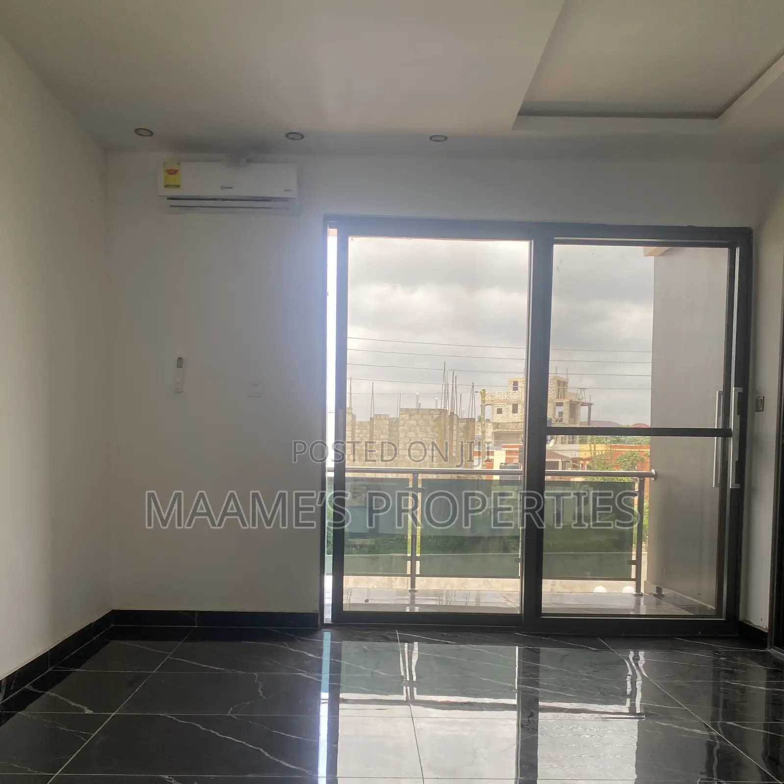 4bdrm Duplex in Oyarifa for rent