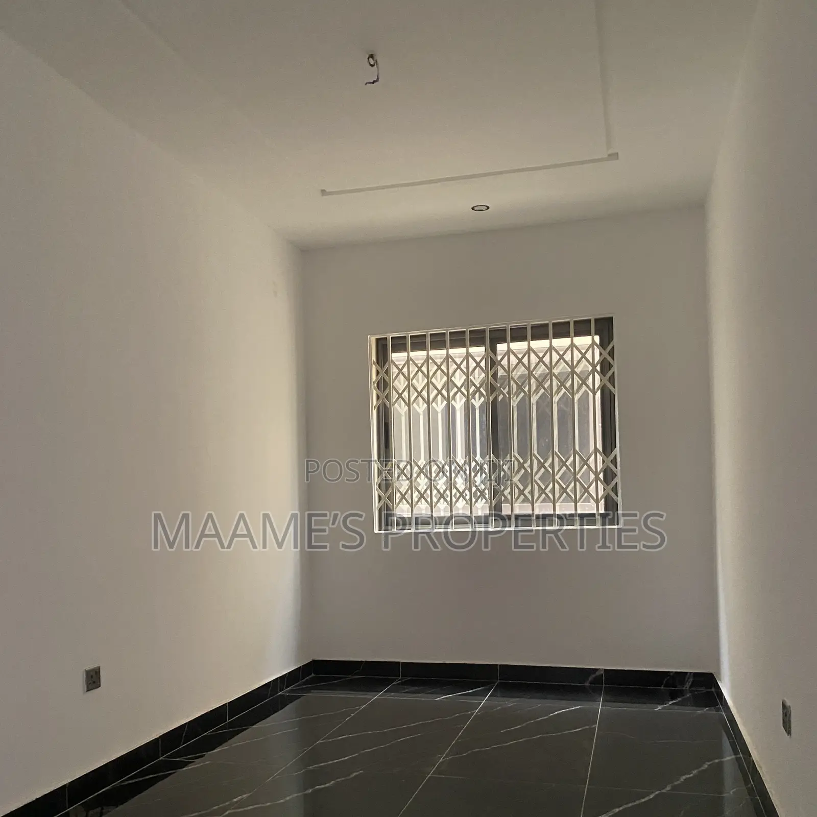 4bdrm Duplex in Oyarifa for rent