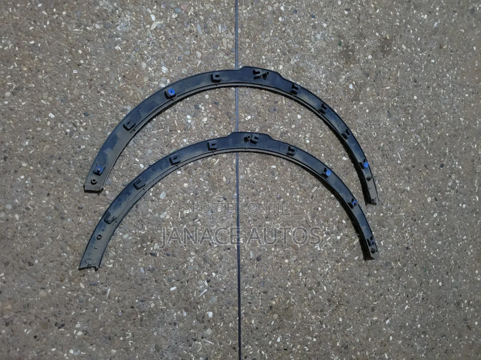 Land Rover Evoque MK1 L538 FRONT Wheel Arch Trims