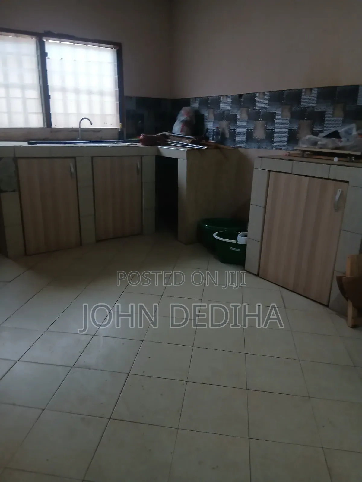 5bdrm Mansion in Adwinsa, Ga East Municipal for rent