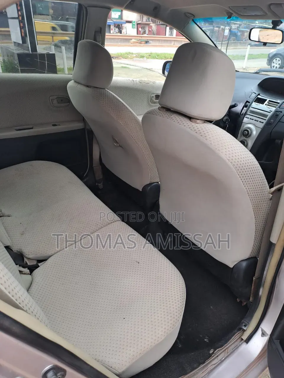 Toyota Vitz 1.0 FWD 3dr 2010 Gray