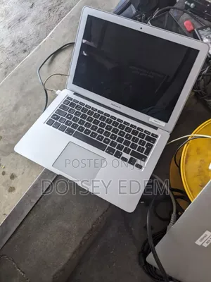 Laptop Apple MacBook 8GB Intel Core i5 SSD 256GB