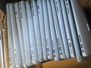 Laptop Apple MacBook 8GB Intel Core i5 SSD 256GB