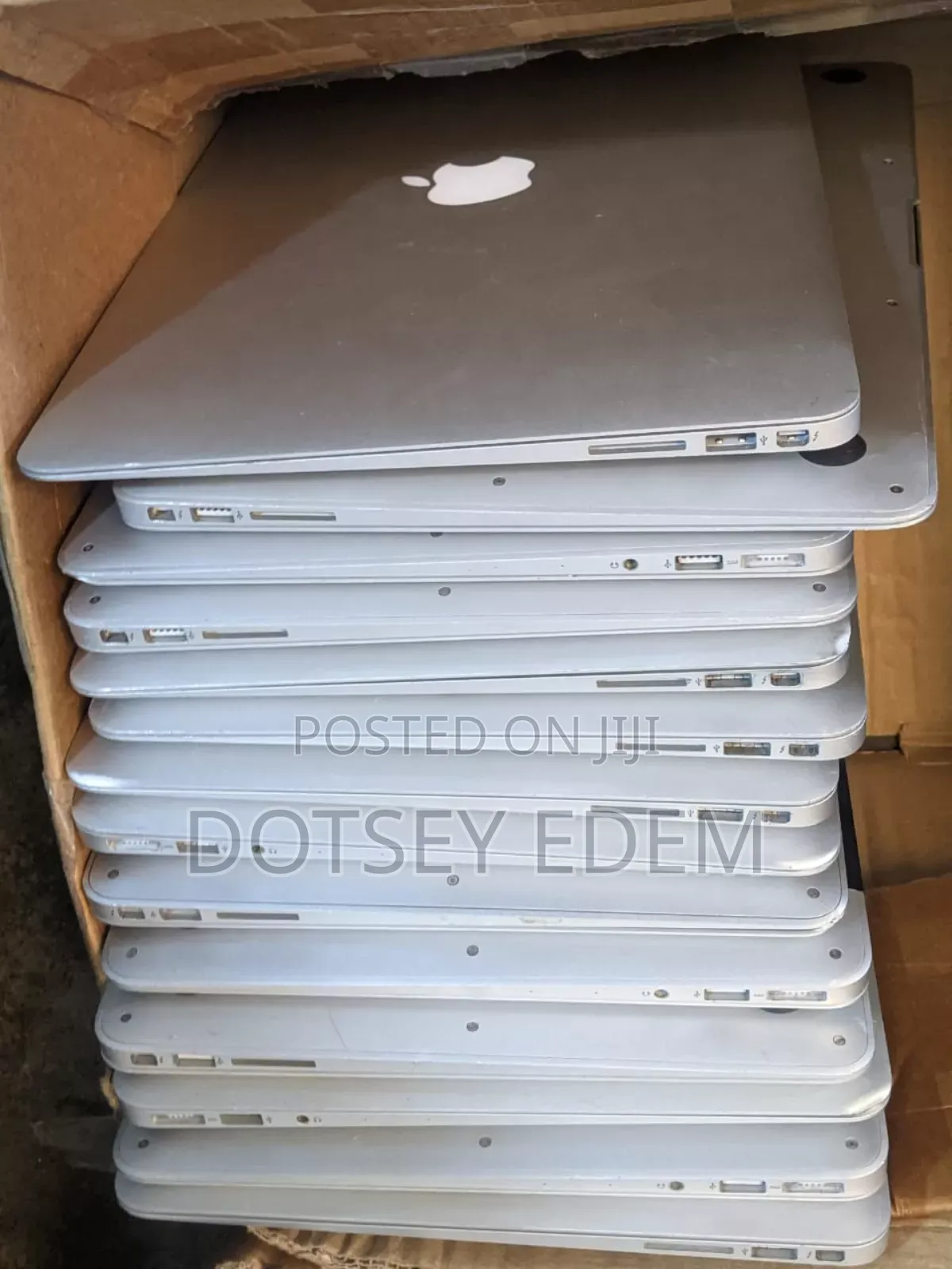 Laptop Apple MacBook 8GB Intel Core i5 SSD 256GB