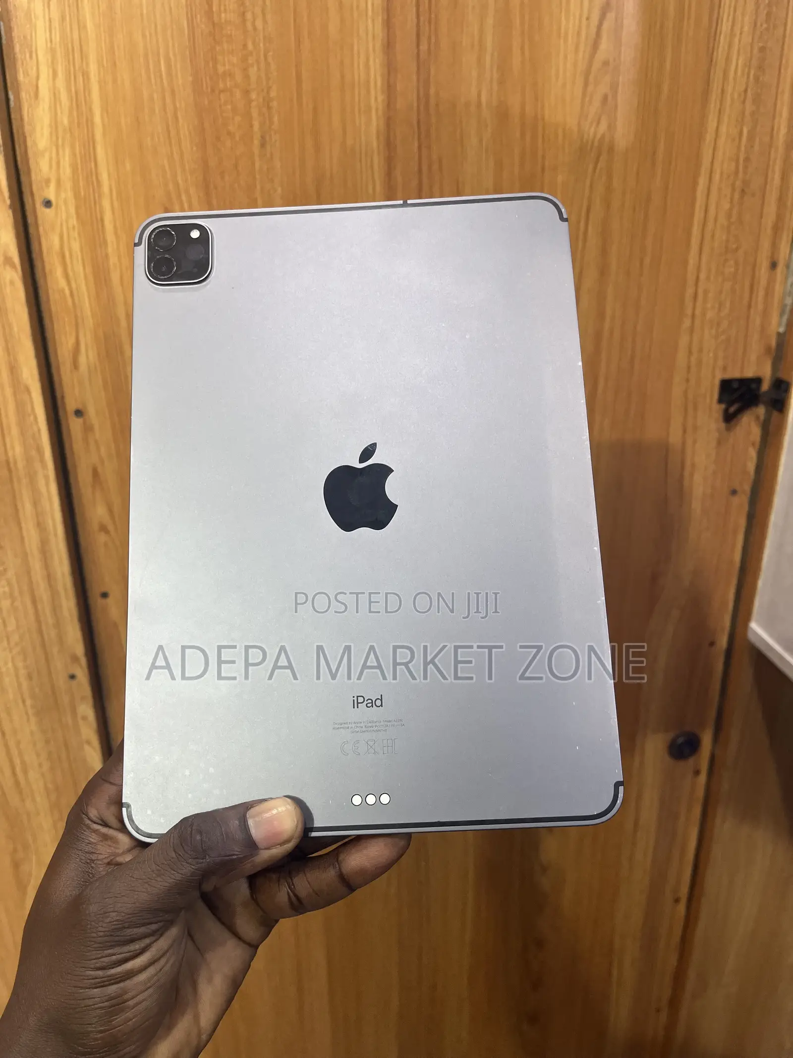 Apple iPad Pro 11 (2020) 256 GB Gray