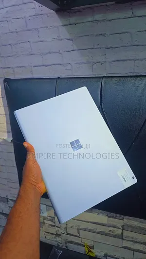 Laptop Microsoft Surface Book 2 16GB Intel Core i7 SSD 256GB