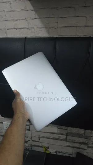 Laptop Apple MacBook Air 2017 8GB Intel Core i5 SSD 128GB