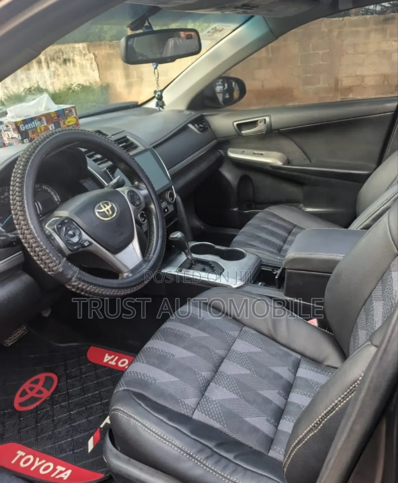 Toyota Camry SE 4dr Sedan (2.5L 4cyl 6A) 2014 Black