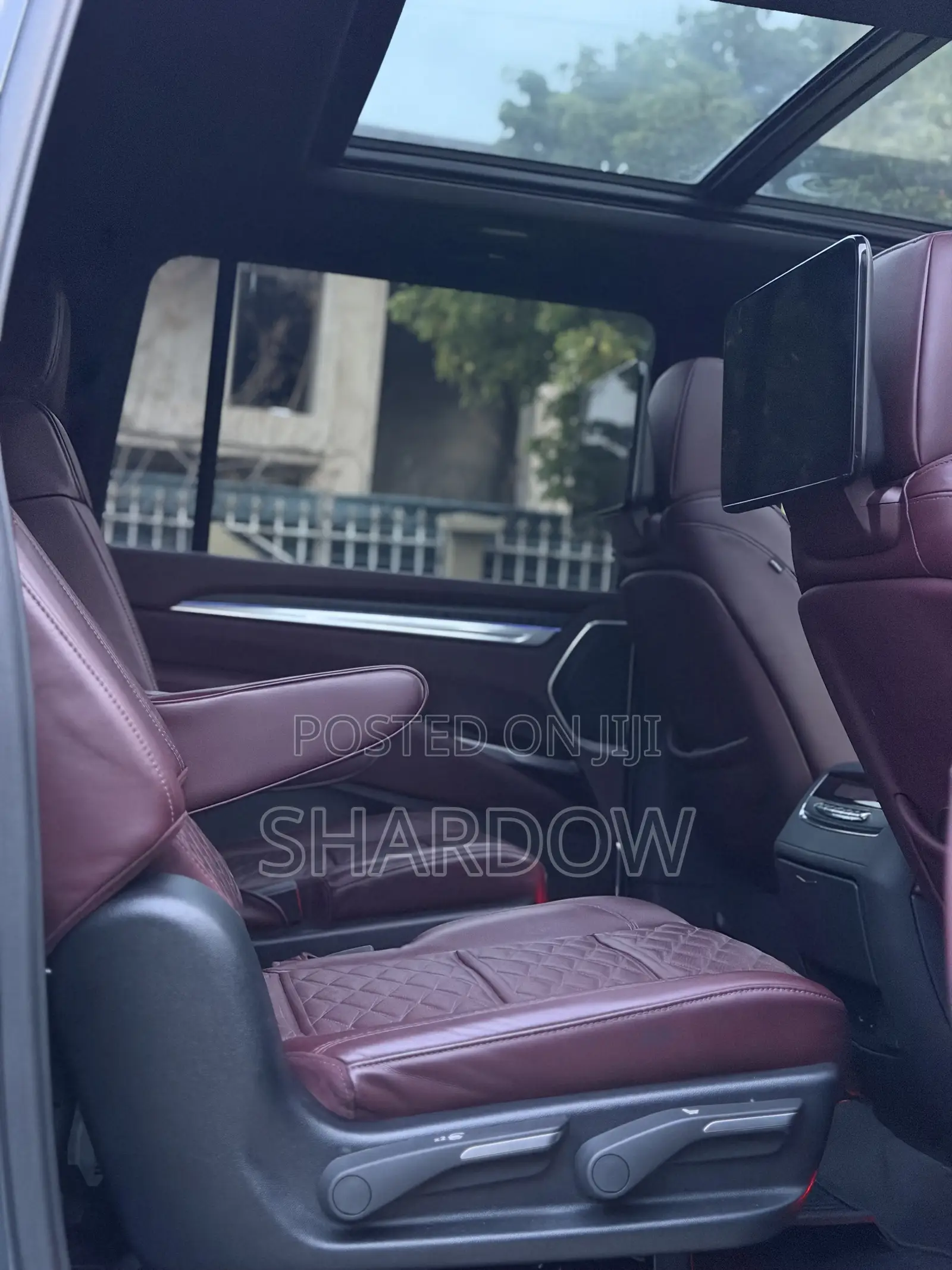 Cadillac Escalade ESV Platinum Sport 4WD 2026 Green