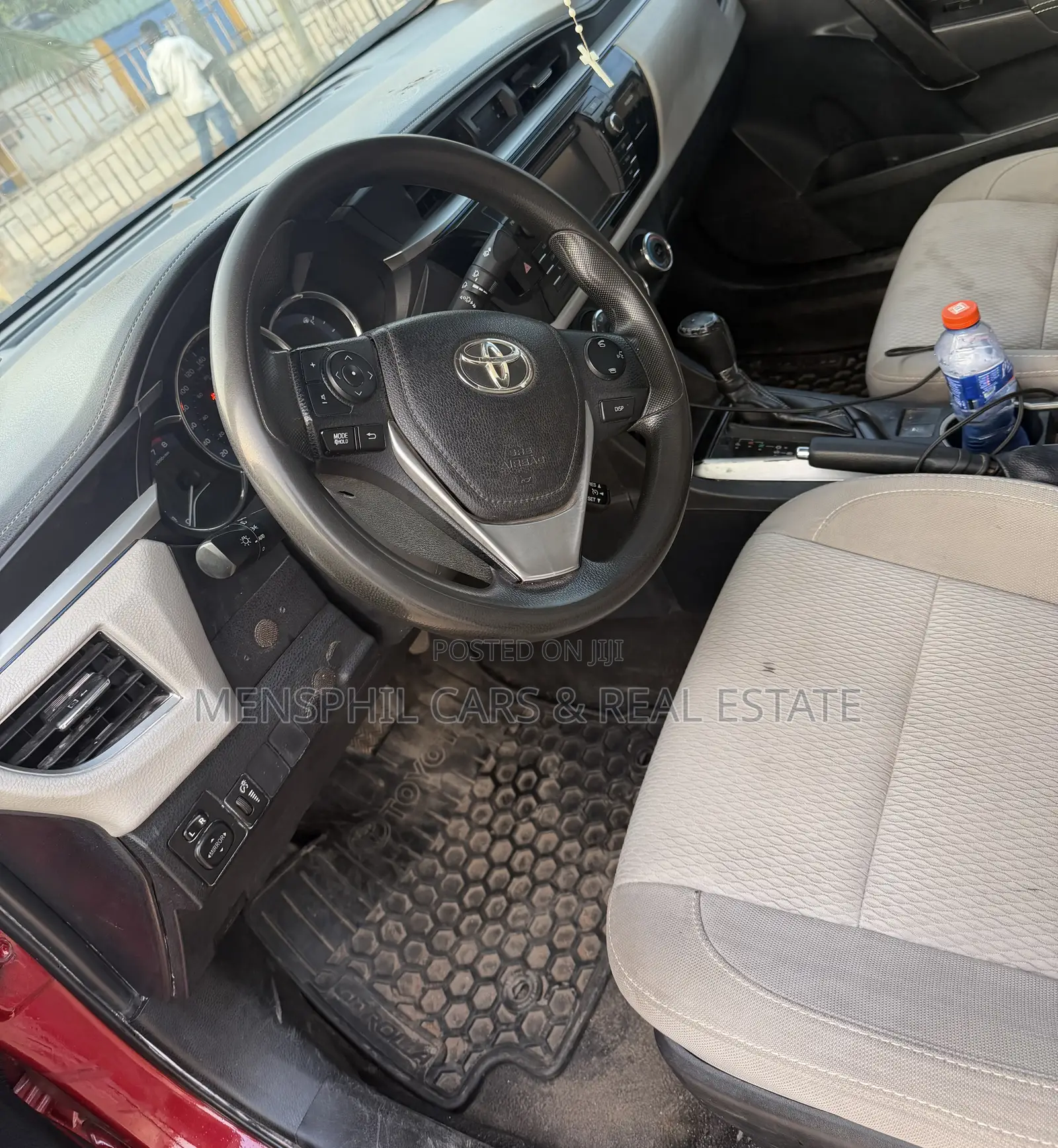 Toyota Corolla 2016 Red