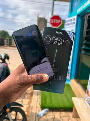 New Tecno Camon Slim 256 GB Green
