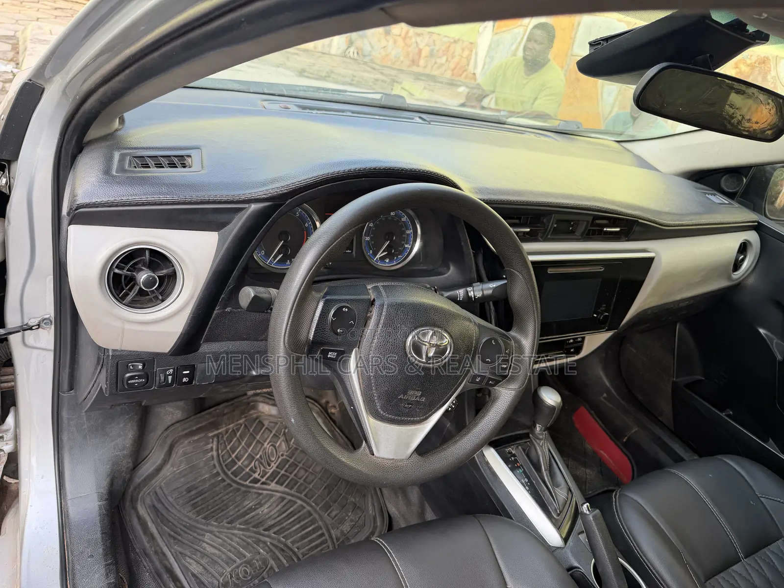 Toyota Corolla 2018 Silver
