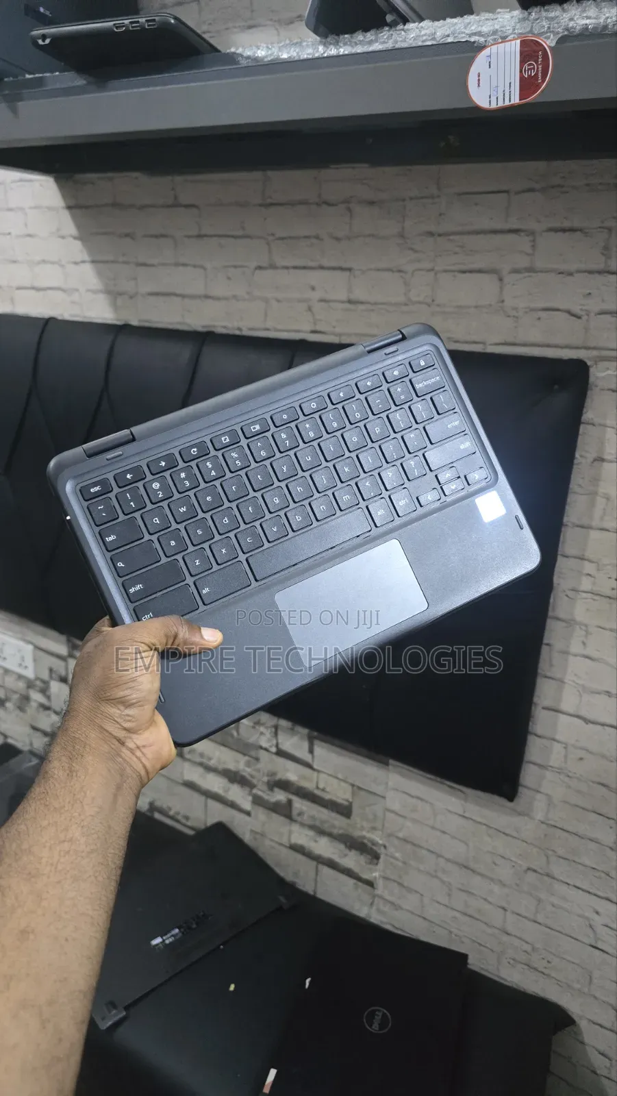 Laptop Dell Latitude 3120 4GB Intel SSD 32GB