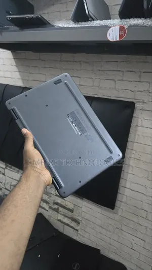 Laptop Dell Latitude 3120 4GB Intel SSD 32GB