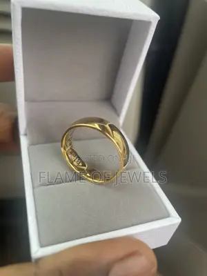 Gold Custom Wedding Rings
