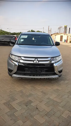Mitsubishi Outlander 2017 Silver