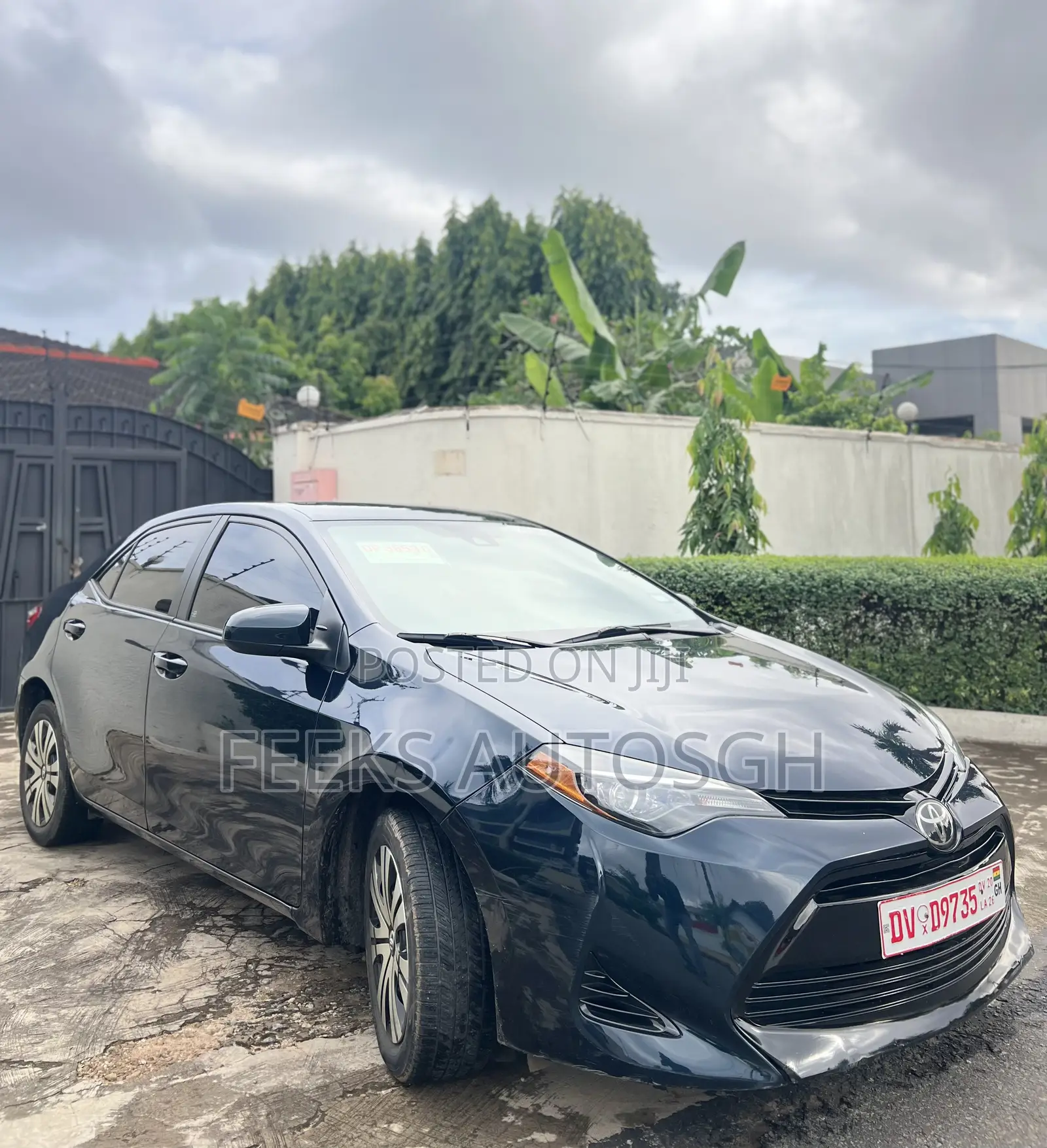 Toyota Corolla LE 4dr Sedan (1.8L 4cyl CVT) 2017 Black