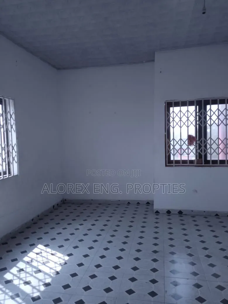 2bdrm Apartment in Adenta, Commandos for rent