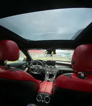 Mercedes-Benz C300 2016 Yellow