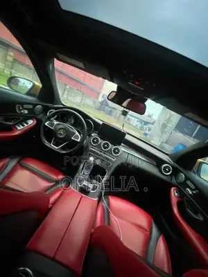 Mercedes-Benz C300 2016 Yellow
