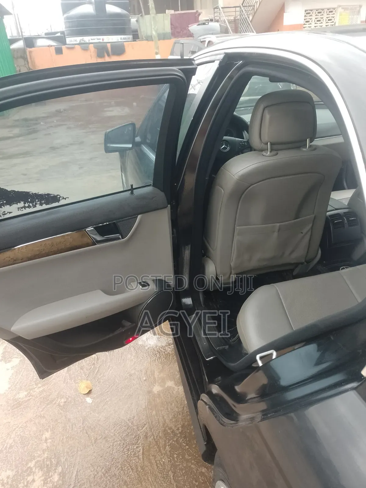 Mercedes Benz C350
