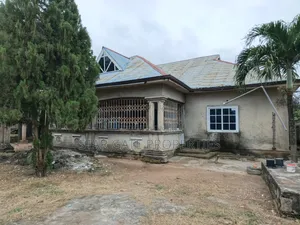 4bdrm House in Aboaso Heman Road, Kumasi Metropolitan for sale