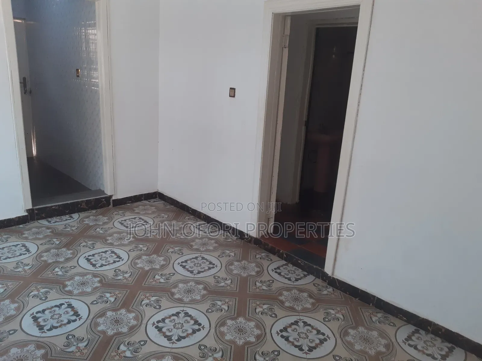 2bdrm Apartment in Kentinkrono Nsenie, Kumasi Metropolitan for rent