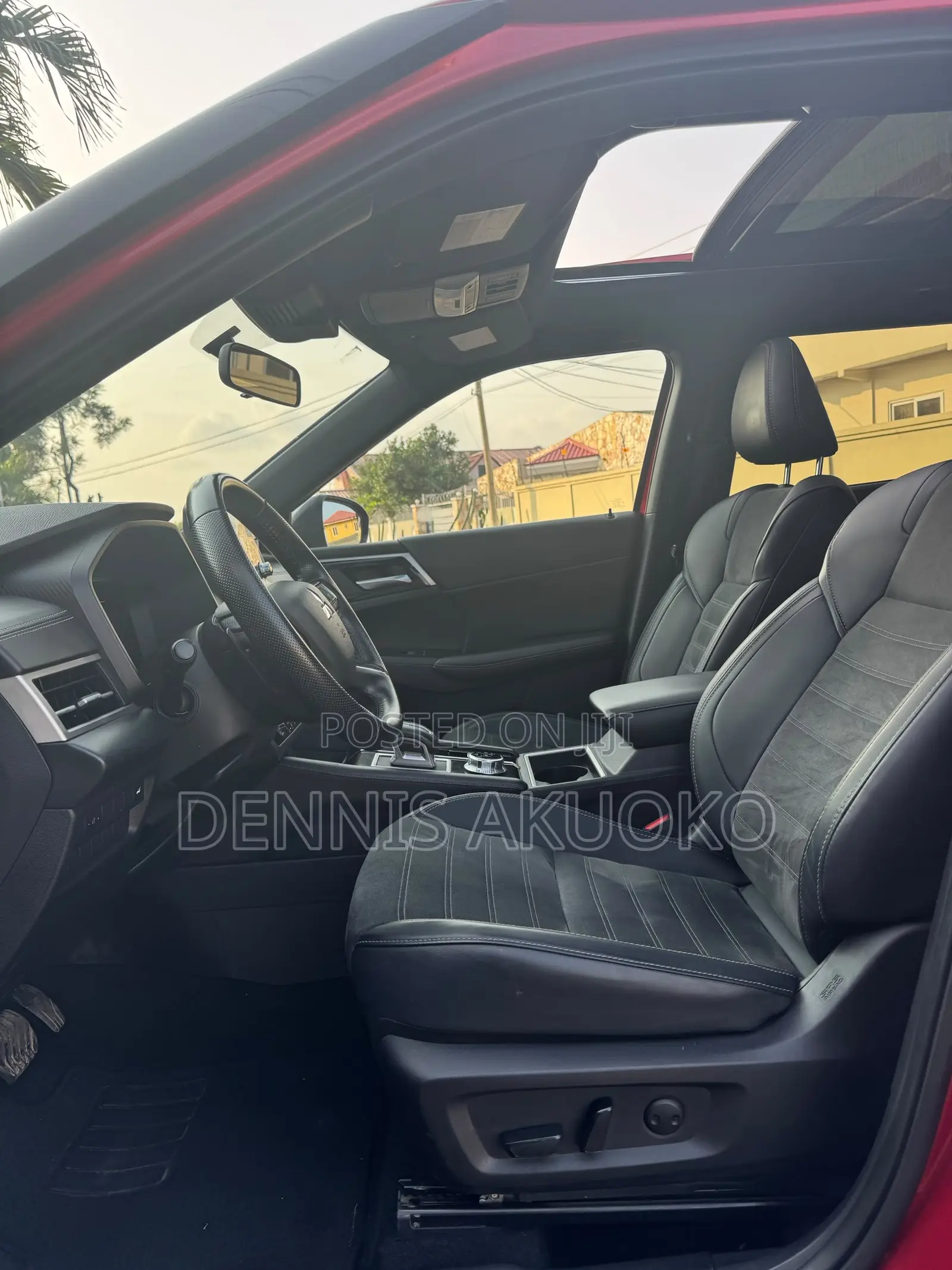 Mitsubishi Outlander 2024 Red