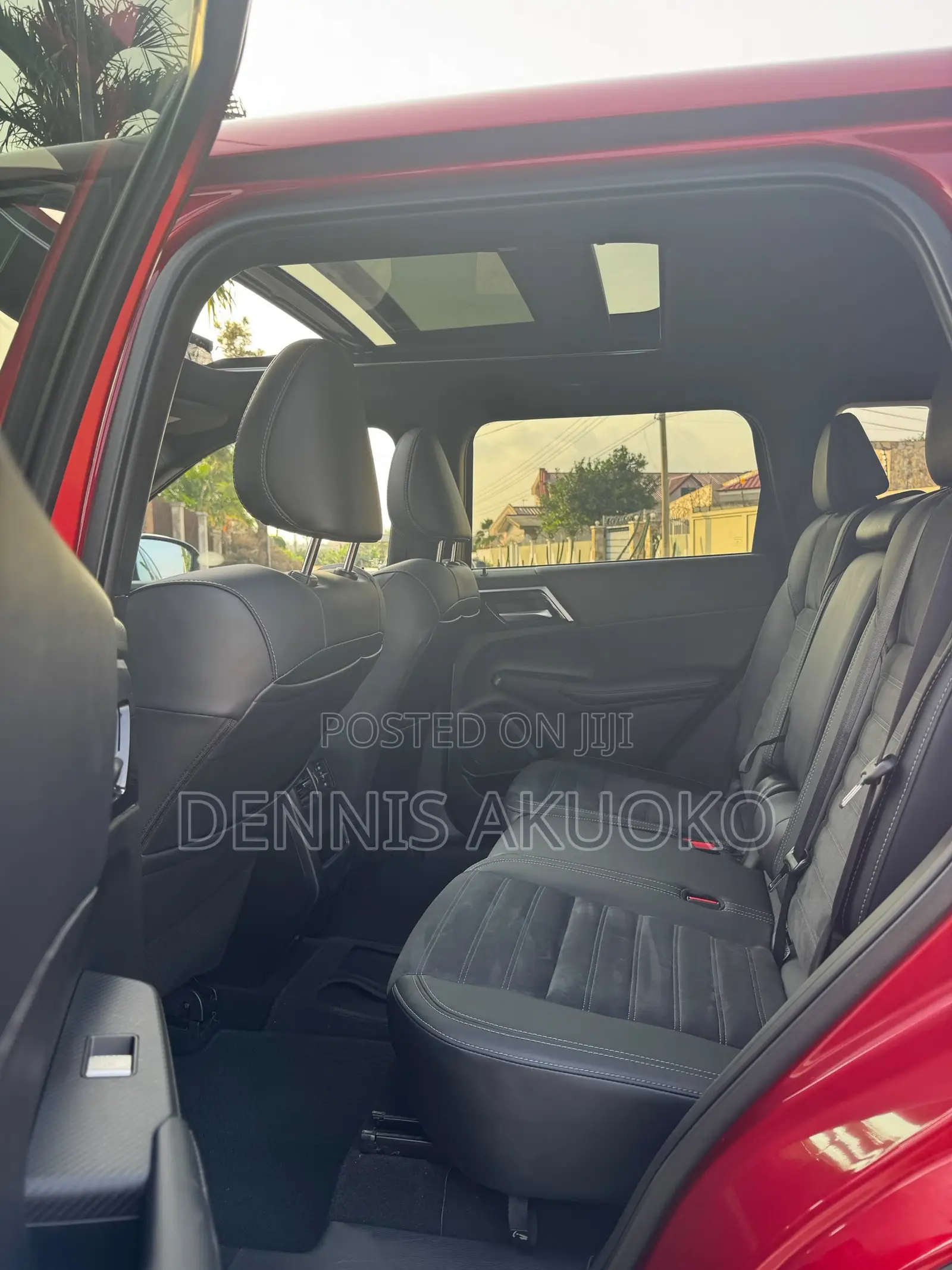 Mitsubishi Outlander 2024 Red