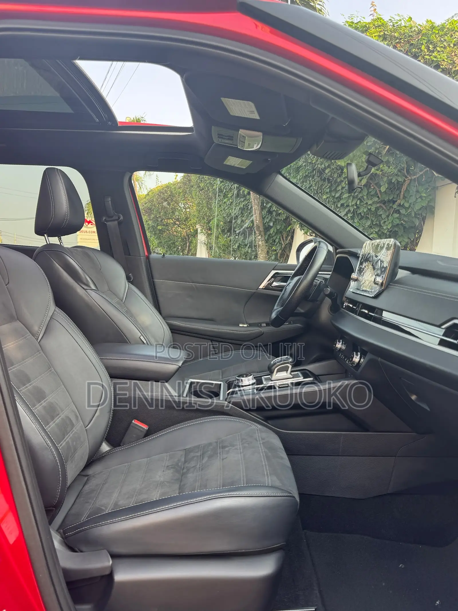 Mitsubishi Outlander 2024 Red