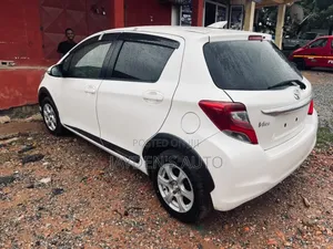 Toyota Vitz 2014 White