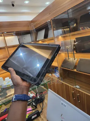 New Laptop Lenovo Yoga 11e 4GB Intel Celeron SSD 128GB