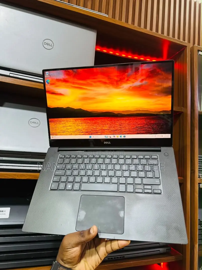 Laptop Dell XPS 15 9550 16GB Intel Core i7 SSD 512GB