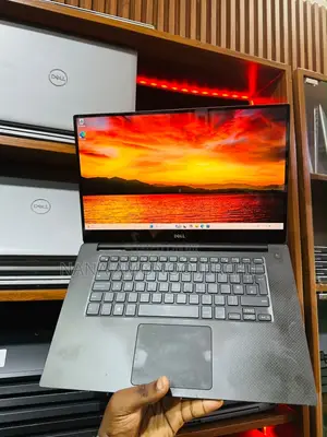 Laptop Dell XPS 15 9550 16GB Intel Core i7 SSD 512GB