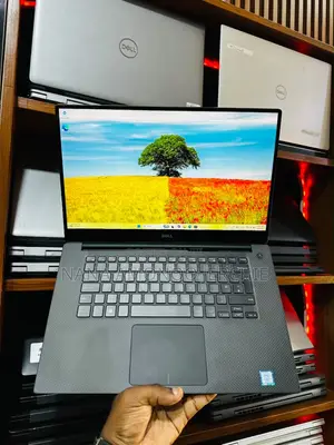 Laptop Dell XPS 15 9560 16GB Intel Core i7 SSD 512GB