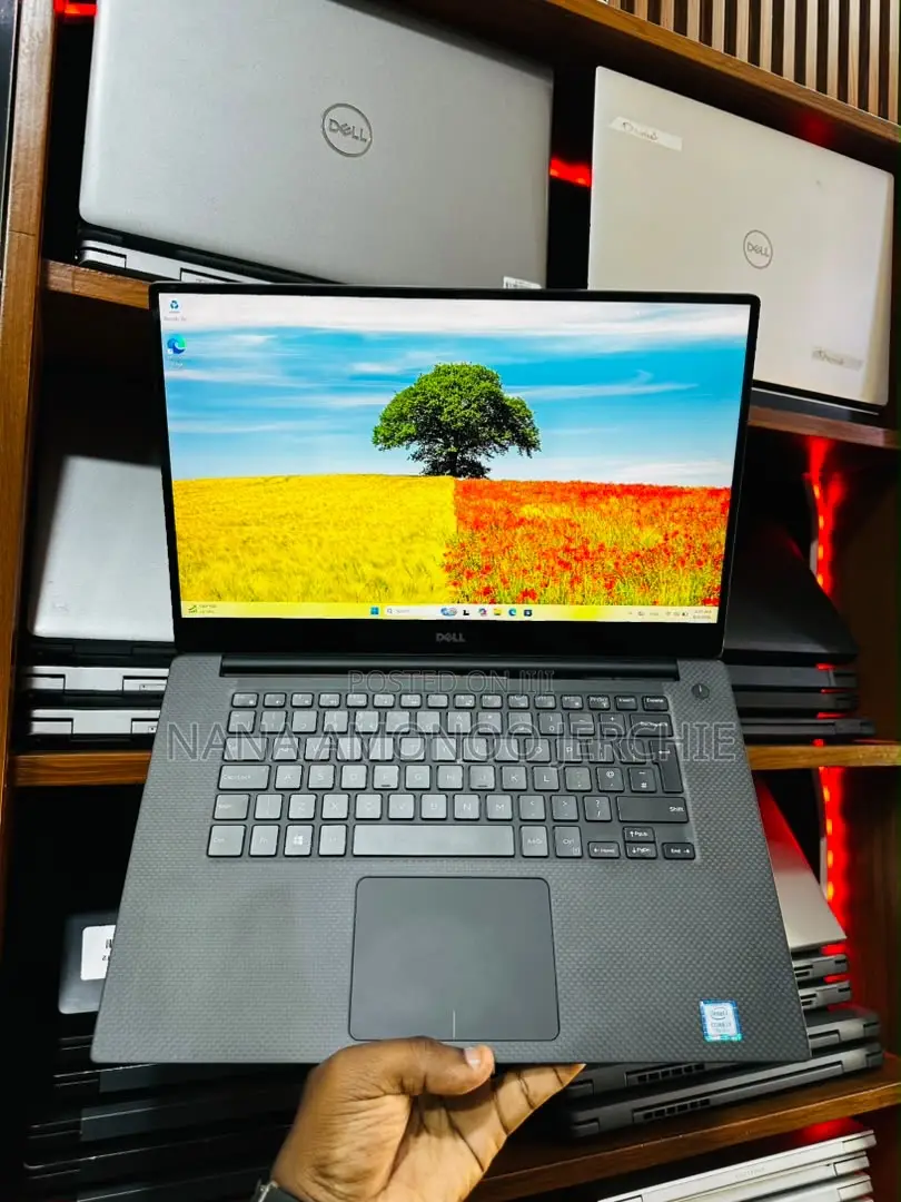 Laptop Dell XPS 15 9560 16GB Intel Core i7 SSD 512GB
