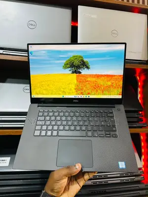 Laptop Dell XPS 15 9560 16GB Intel Core i7 SSD 512GB