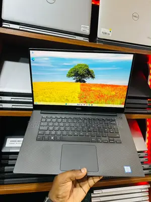 Laptop Dell XPS 15 9560 16GB Intel Core i7 SSD 512GB