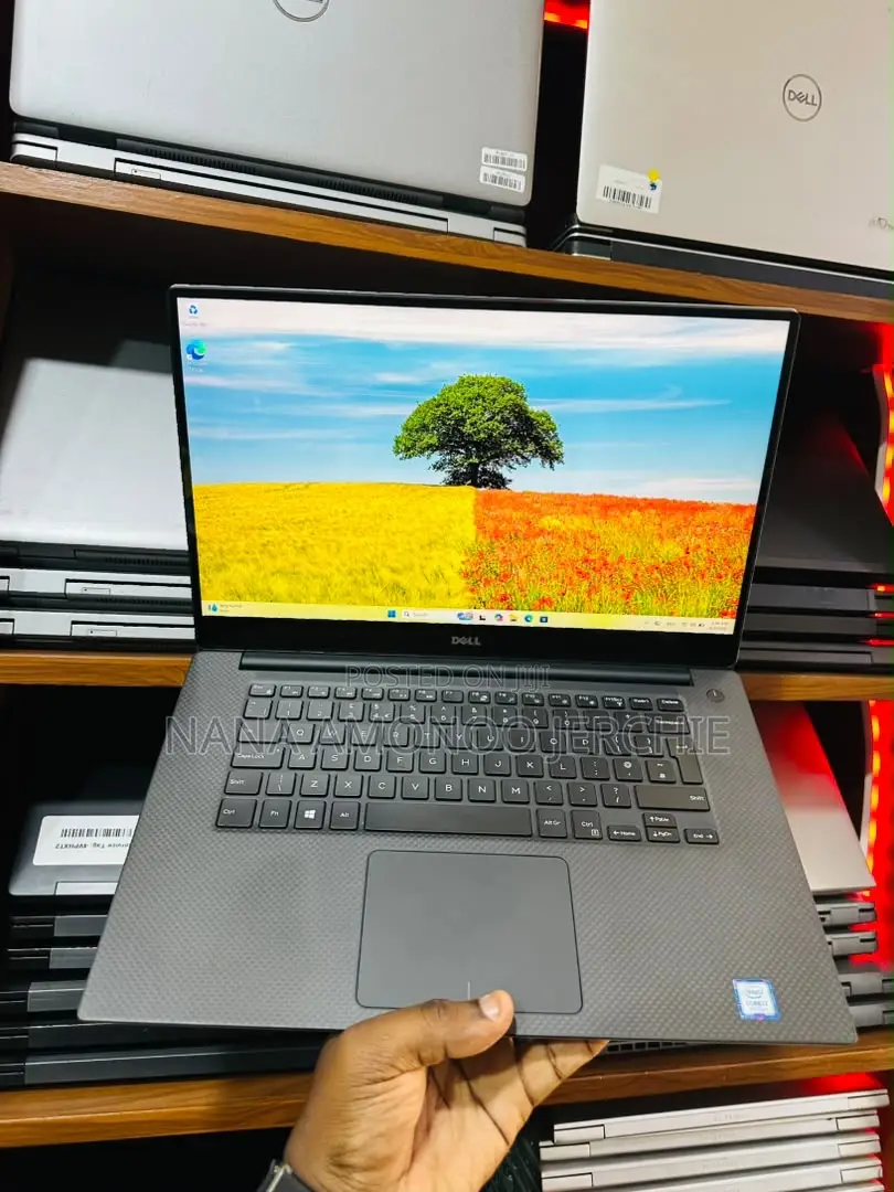 Laptop Dell XPS 15 9560 16GB Intel Core i7 SSD 512GB