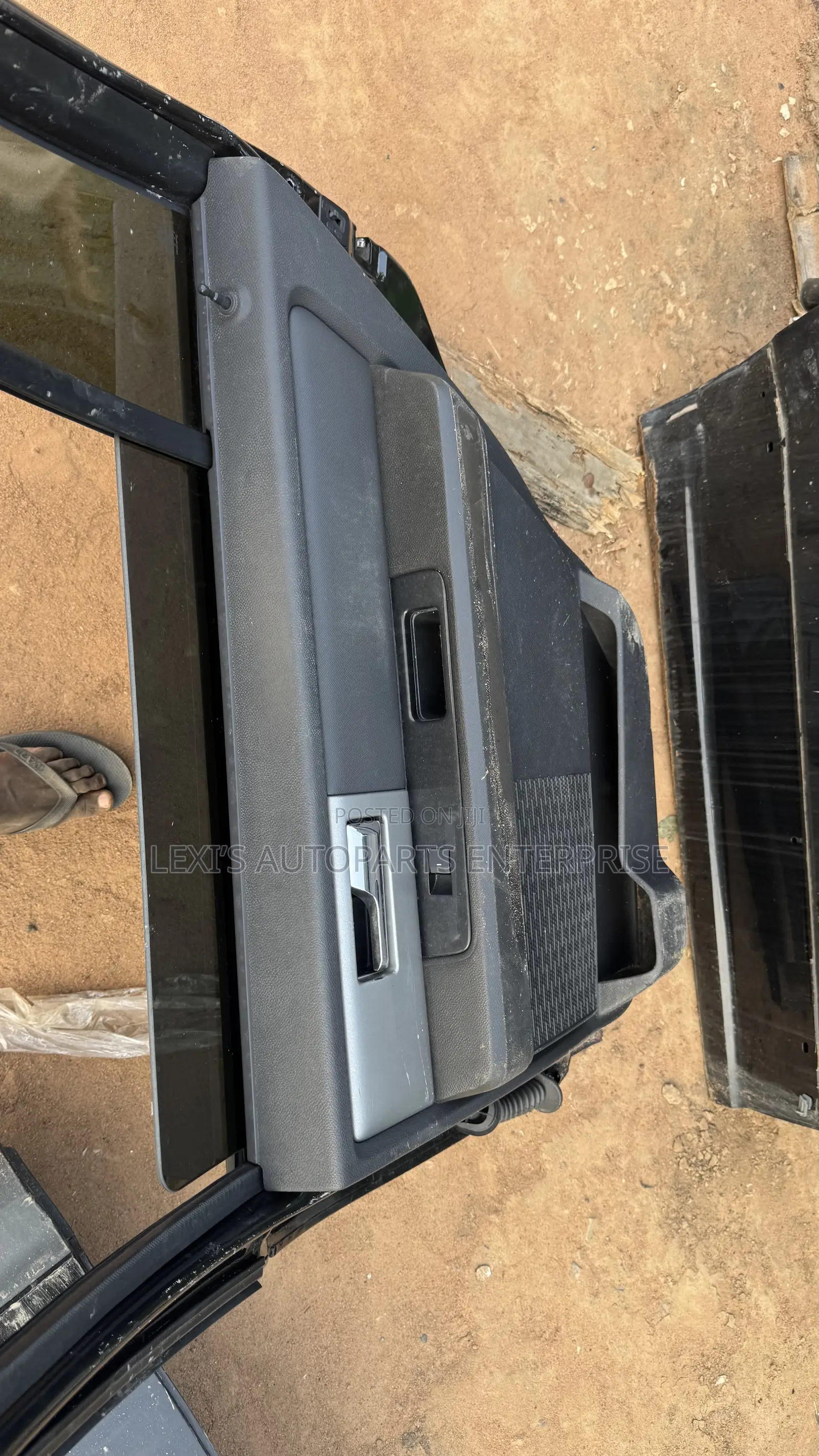 Ford Expedition 2010,2011,2012,2013,2014,2015 Doors Available