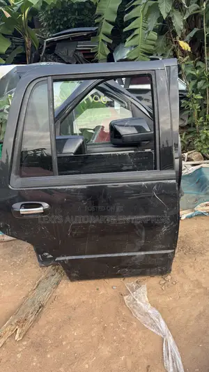 Ford Expedition 2010,2011,2012,2013,2014,2015 Doors Available