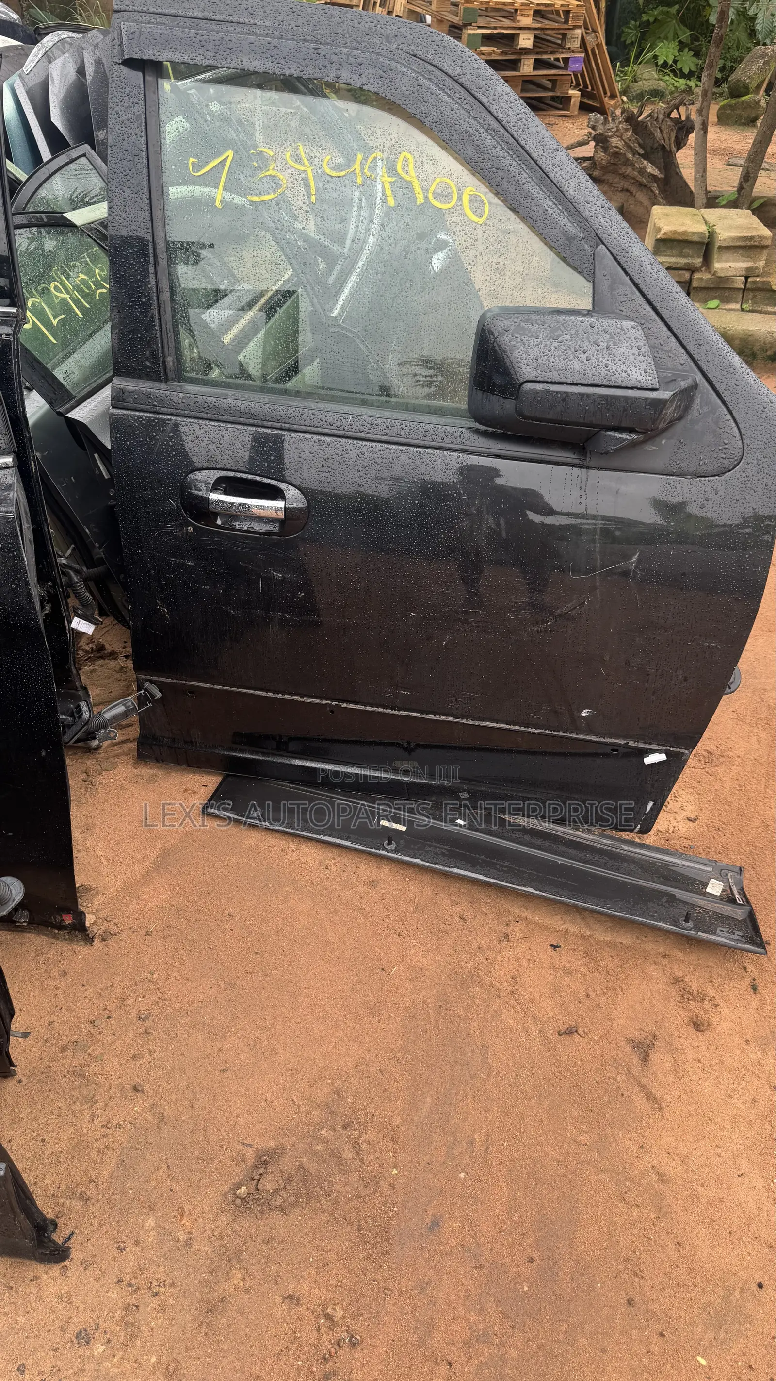 Ford Expedition 2010,2011,2012,2013,2014,2015 Doors Available