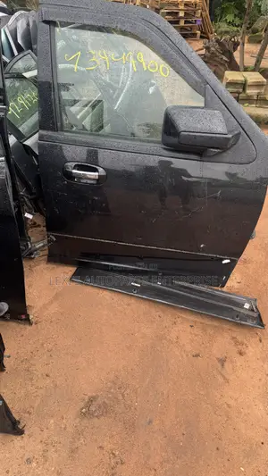 Ford Expedition 2010,2011,2012,2013,2014,2015 Doors Available